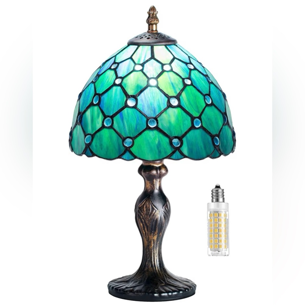 Tiffany Style Dragonfly Lamp NWT
